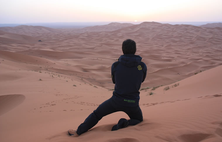 Bajocero Expediciones - Dormir en el Desierto del Sahara: solos tú y las estrellas